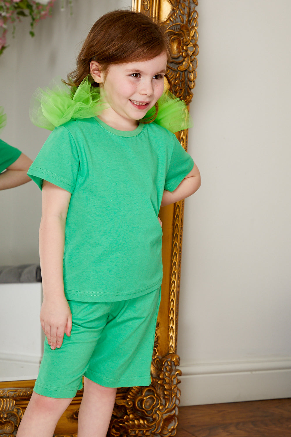 Mini Attire Flossy shorts set GREEN