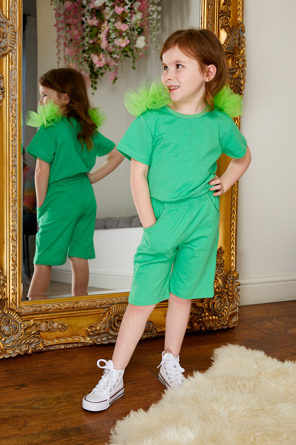 Mini Attire Flossy shorts set GREEN
