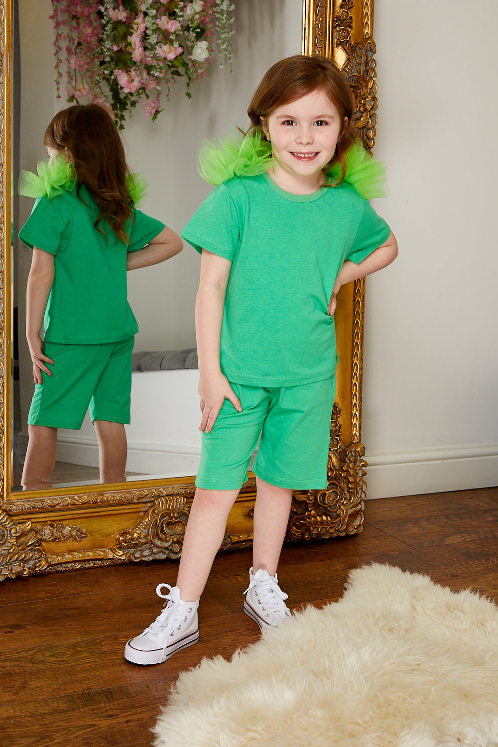 Mini Attire Flossy shorts set GREEN